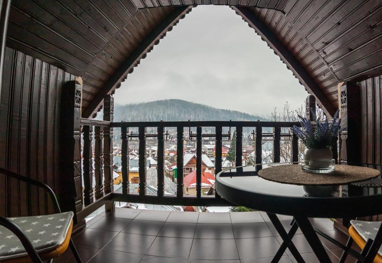 Hotel Casa Lazar Buşteni Exterior foto